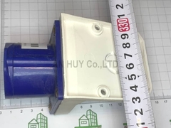 Ổ cắm công nhiệp cố định 3 lỗ MCE xanh 16A IP 44