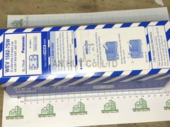 Ổ cắm đôi 3 lỗ chấu có màn che Panasonic WEV 1582 7SW (lắp vừa mặt 3 thiết bị) (hộp 10 cái)