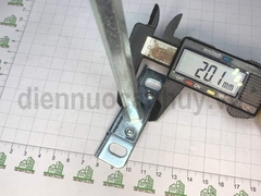pat âm đỡ kệ 10x150 sắt có điều chỉnh