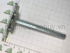 Pat sắt âm đỡ kệ gỗ 10x100 loại có điều chỉnh