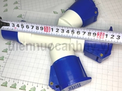 Ổ cắm công nghiệp chia 3 MCE xanh 16A 3 chân