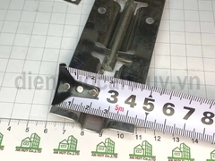 Chốt cửa inox mỏng nhỏ 4 inch đế 35x95 mm