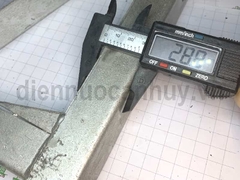 Giá điều hòa ngược 18000 thép tôn dập mạ kẽm nhúng nóng