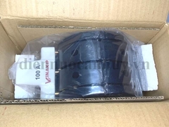 Cầu dao đế sứ đảo chiều cực đúc Vinakip 3 pha 100A