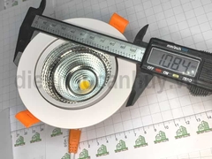 Đèn âm trần lỗ mở 90 mm mặt kính Asia COB 7W mầu trung tính