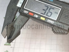 Miếng lót chân bàn, ghế  vuông 27x27mm 15 cái/vỉ