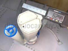 Bộ xả nhấn liền khối cao xanh