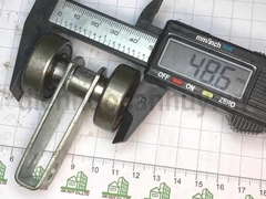 Bi treo 2 bánh nhỡ cửa lùa sắt