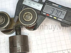 Trụ xoay 4 bánh đại cửa lùa sắt