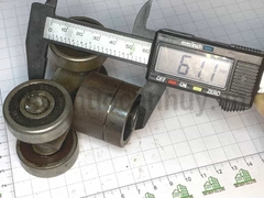 Trụ xoay 4 bánh đại cửa lùa sắt