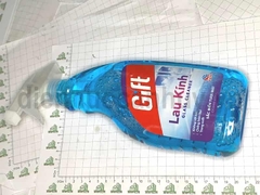 Gift Nước lau kính hương biển 540ml