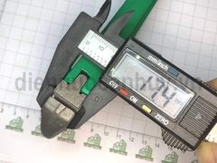 Z*016202010 - Kìm nước BERRY 10