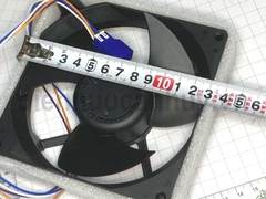 Quạt tủ lạnh Hitachi 4 dây DC12V-0.17A- 2.04W Model U12E12MS4A3 -57 12.5x12.5 cm