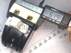 Cầu dao 2P 60A đảo chiều đế sứ, cực đúc  Vinakip CD32.D,60A