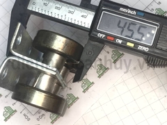 Bánh xe cửa lùa sắt 4 bánh phi 37 U6