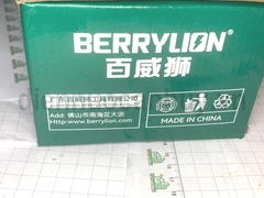 Kéo tôn nhọn Cong Phải Berry 40305250 (5 cái/hộp)