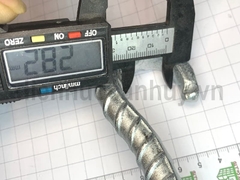 Móc quạt trần dài 95 cm có đế dùng bulong nở sắt 10
