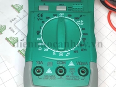 Đồng hồ vạn năng rẻ Berry - không có chức năng đo tụ điện