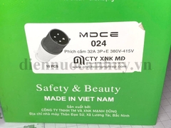 Phích cắm công nghiệp 4 lỗ 4x32A IP44 - MD024.PC.4X32