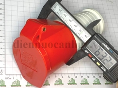 ổ cắm công nghiệp di động 4 lỗ 4x32A IP44 - MD224.OC.4X32