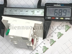 Ổ cắm đôi 3 chấu 16A, size E Bắt Vít dòng Schneider (Sn) AvatarOn A - M3T426UST2_WE