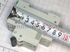 át đơn Schneider (Sn) 2P32A EASY9 4.5kA 400V MINIATURE EZ9F34232