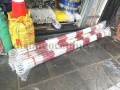 Thanh nối trắng đỏ (cho Cọc tiêu giao thông) không rút, đầu sắt 2m