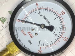 Đồng hồ đo áp suất mặt không dầu phi 100 dải đo 0 - 20 kg/cm2 LiGi
