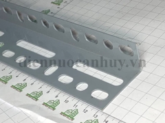 Sắt V lỗ giá kệ Xám 3x5cm - dài 2m