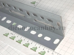 Sắt V lỗ giá kệ Xám 4x6cm - dài 2m