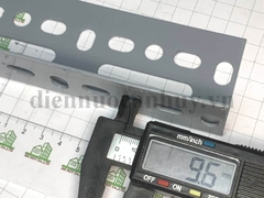 Sắt V lỗ giá kệ Xám 4x6cm - dài 2.4m