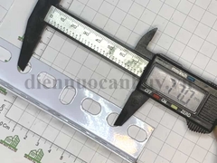 Sắt V lỗ giá kệ Trắng 3x3cm - dài 2m