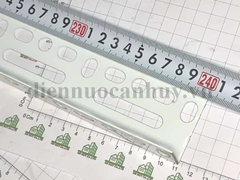 Sắt V lỗ giá kệ Trắng 3x5cm - dài 2.4m