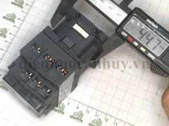 Khởi động từ 18A Schneider CONT 18A 1NC+1NO 220V 50/60  3P 18A LC1E2510M5
