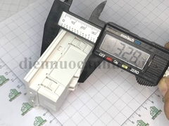 ổ cắm đôi 3 chấu 16A loại bắt vít Schneider AvatarOn A - xuất xứ Trung quốc
