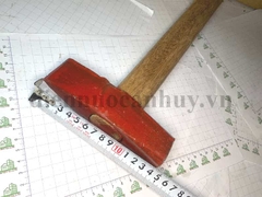 Búa đóng đinh cán Gỗ đầu Vát 1.5kg
