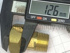 Rắc co chân đui đồng hồ nước đồng