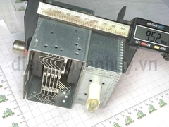 Súng lò vi sóng LG 218HC622 5 lá chân liền cùng hướng