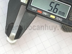 Tắc kê nhựa 8mm (nở 6 dùng với vít 5)