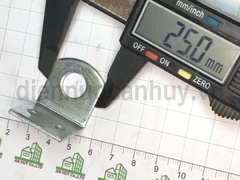 Tai khóa V bắt vít sắt mạ trắng lỗ phi 11 loại nhỏ 25xx25x27