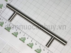 Tay nắm đũa inox 201 đặc phi 10 dài 15cm lỗ vít 96 mm