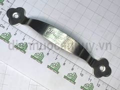 Tay nắm tủ quai xoang dài 125 mm inox mỏng 201 lỗ 105 mm