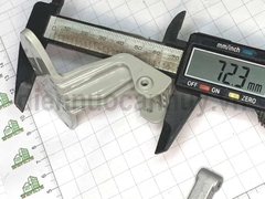 Tay nắm cửa máy giặt lồng ngang LG MEB 61841201 mầu ghi xám