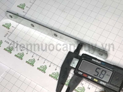 Tên sản phẩm Bản mã thẳng 5 lỗ dài 16.5cm (dùng cho gỗ rộng 180mm). Ke thép mạ kẽm chịu lực, dùng nối dài gỗ và thi công DIY