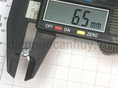 Vít bắt mặt ổ điện 1.5P (bulong M4x15)