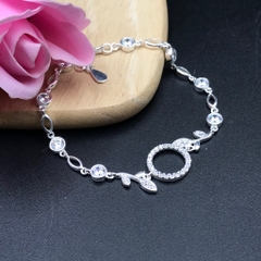 Vòng , Lắc Tay Nữ Bạc 925 Hình Vòng Tròn Đính Đá Lấp Lánh Bạc Hiểu Minh LTU580