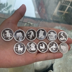 Đồng Bạc Đánh Cảm Cạo Gió 12 con giáp Tí Sửu Dần Mão Thìn Tỵ Ngọ Mùi Thân Dậu Tuất Hợi Đường Kính 23mm Bạc Ta Nguyên Chất S99 BẠC HIỂU MINH XDG36