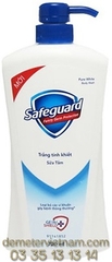 Safeguard sua tam Trang tinh khiet 720ml