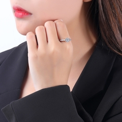 Nhẫn bạc ý 925 mạ vàng 18k -  kim cương Moissanite NKC04