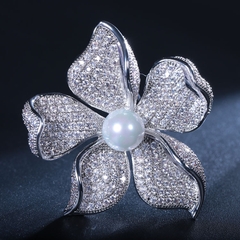 Trâm cài áo pha lê - CECY Flower